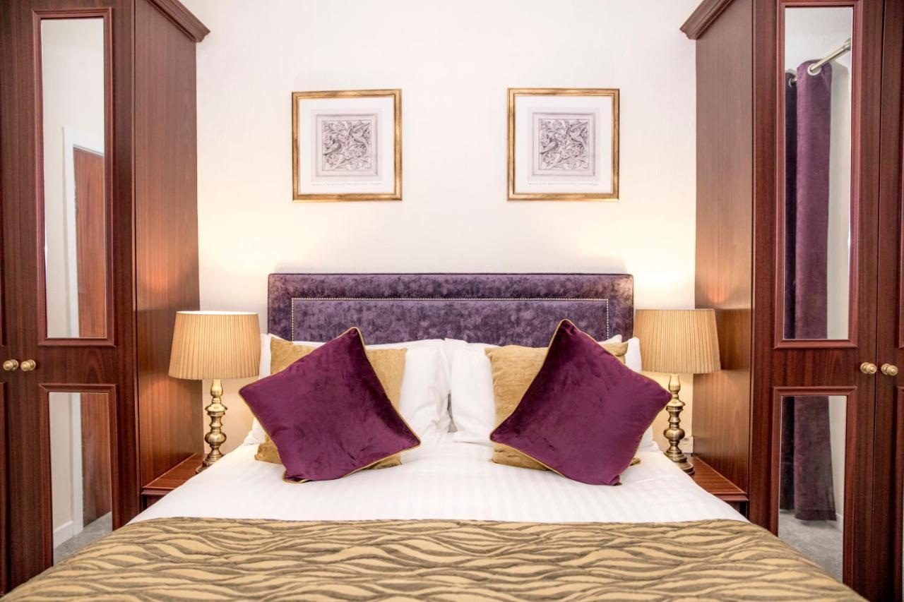 Royal Goat Hotel ベズゲレルト エクステリア 写真